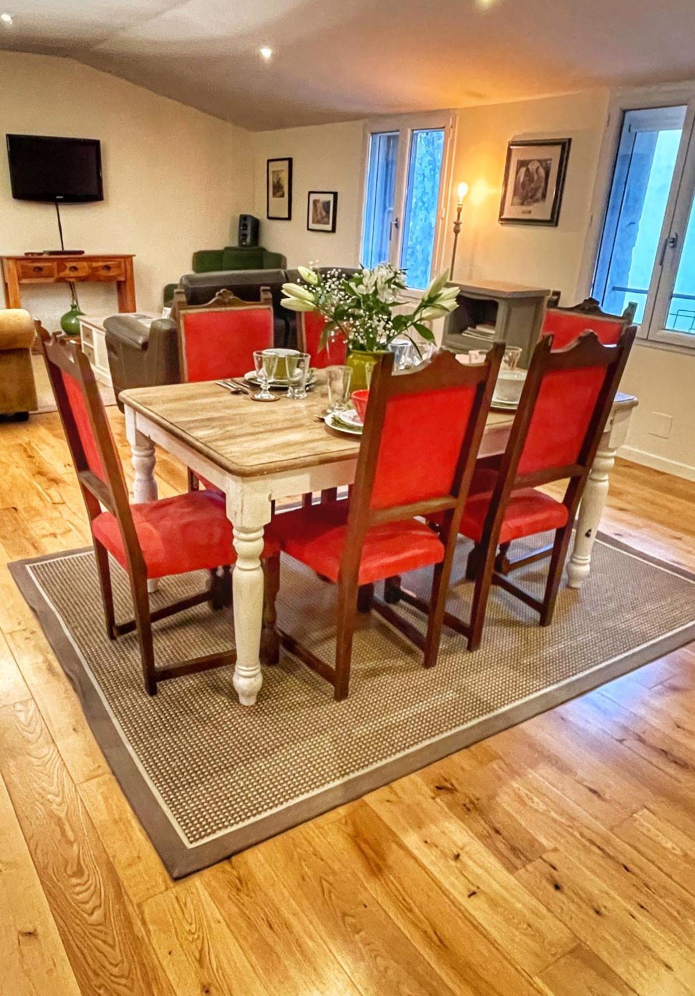 Le Petit Delphia Apartment Apt Bagian luar foto