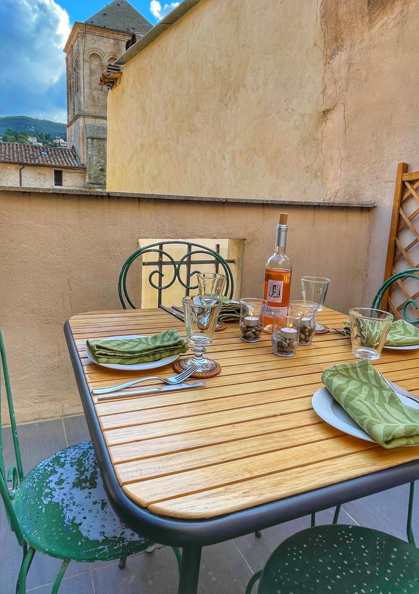 Le Petit Delphia Apartment Apt Bagian luar foto